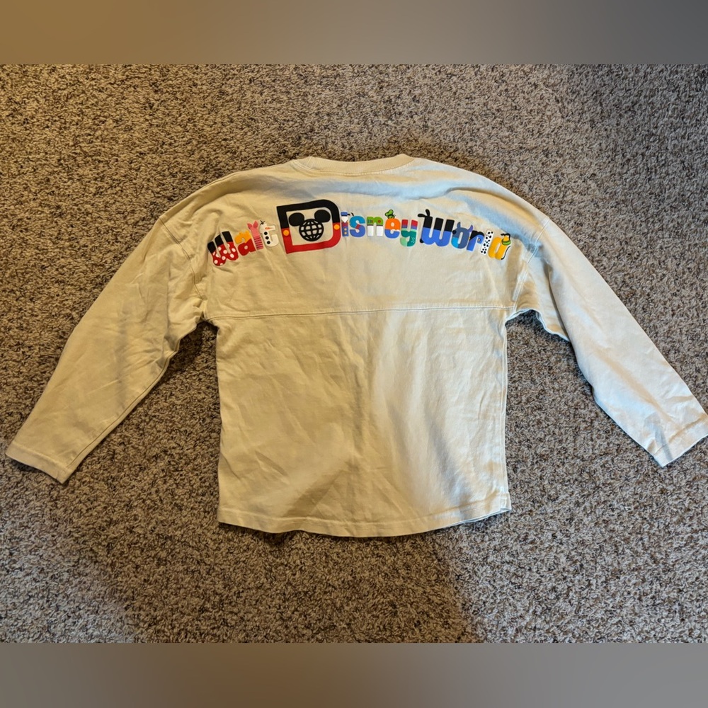 Disney World Kids Spirit Jersey size medium (7/8)